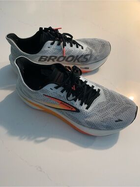 Brooks Hyperion Max 2, W 9
